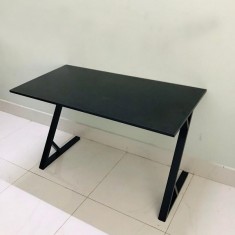 Bàn chữ Z Gaming 1m2 đen
